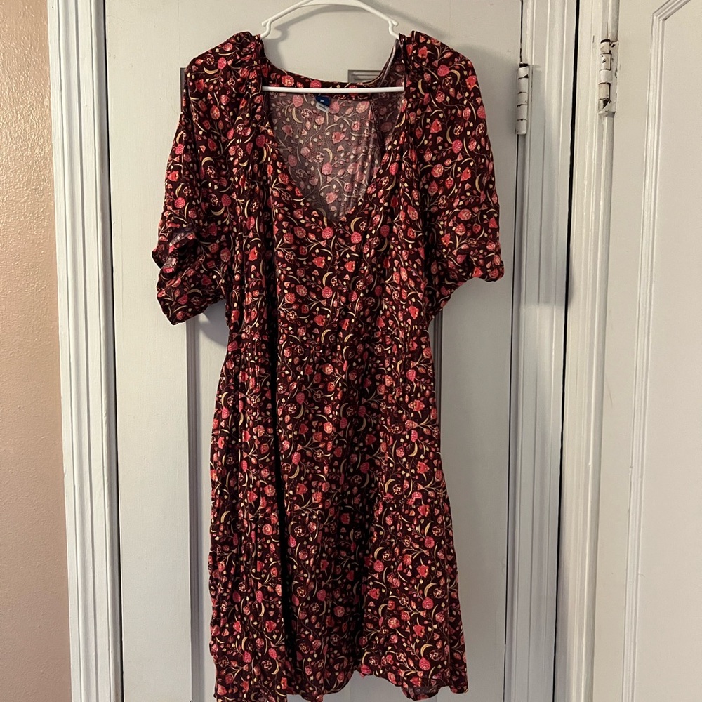 Floral Print Dress - Red and Black
